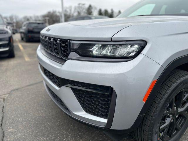 2026 Jeep Grand Cherokee Altitude 4x4