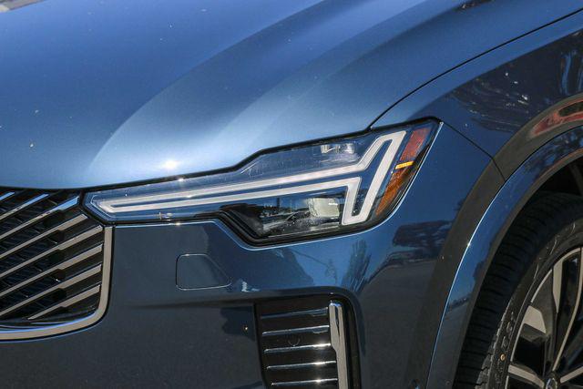 2026 Volvo XC90 Plug-In Hybrid Plus, T8 AWD, Electric/Gasoline, Bright, 7 Seats
