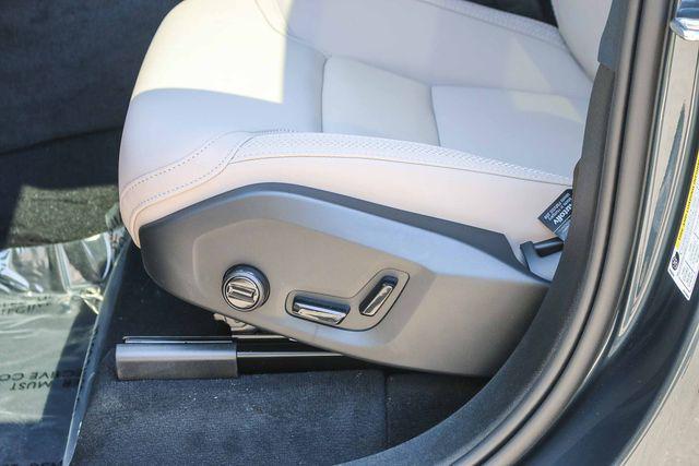 2026 Volvo XC90 Plug-In Hybrid Plus, T8 AWD, Electric/Gasoline, Bright, 7 Seats