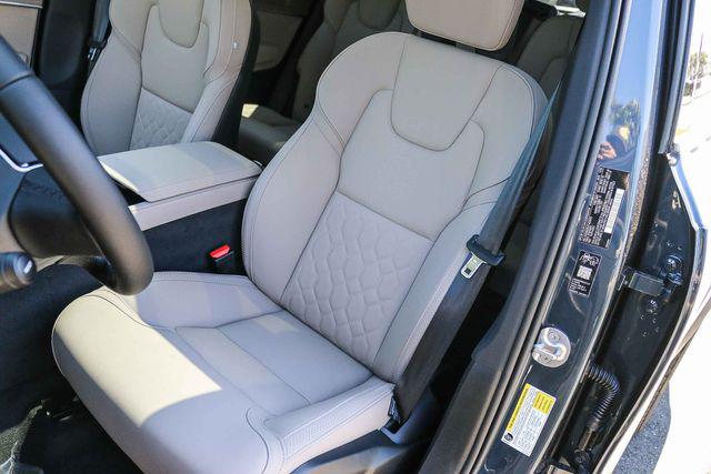 2026 Volvo XC90 Plug-In Hybrid Plus, T8 AWD, Electric/Gasoline, Bright, 7 Seats