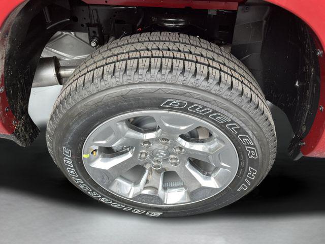 2026 Ram 1500 Lone Star Crew Cab 4x4 57 Box