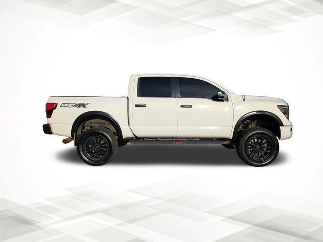 2021 Nissan TITAN Crew Cab PRO-4X 4x4