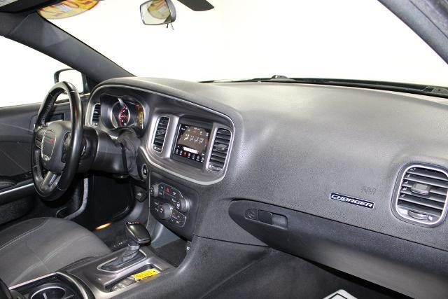 2022 Dodge Charger SXT RWD