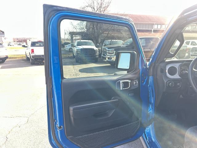 2024 Jeep Wrangler 4-Door Willys 4x4