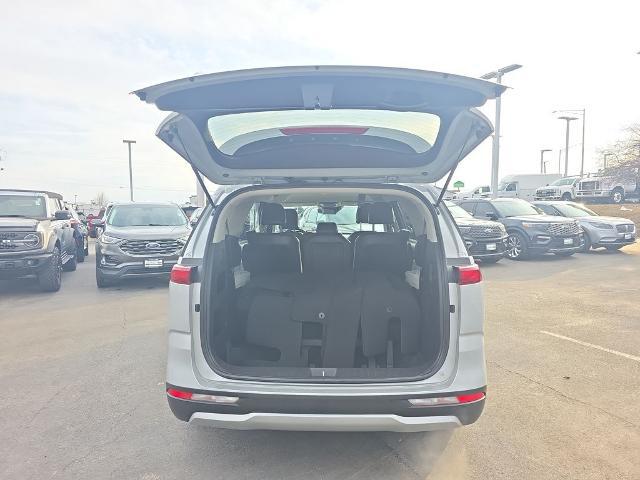 2023 Kia Carnival MPV LX Seat Package