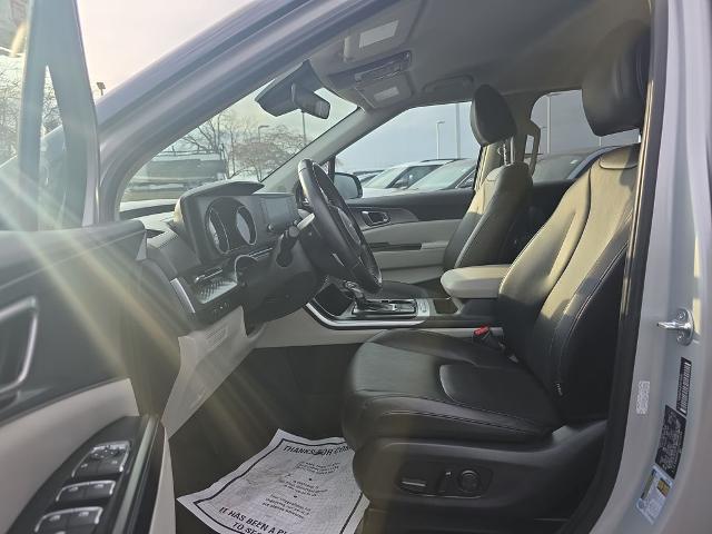 2023 Kia Carnival MPV LX Seat Package