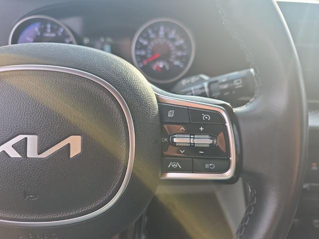 2023 Kia Carnival MPV LX Seat Package