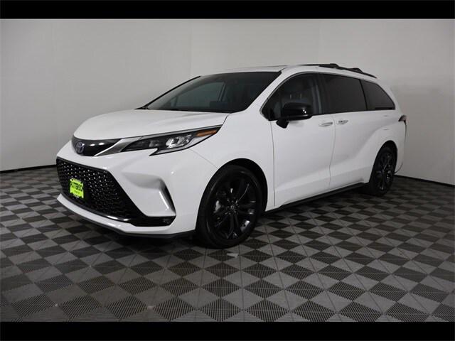 2023 Toyota Sienna XSE