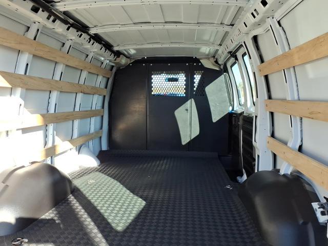 2024 GMC Savana Cargo RWD 2500 Regular Wheelbase Work Van
