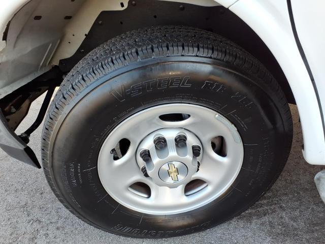 2024 Chevrolet Express Cargo Van RWD 2500 Regular Wheelbase WT
