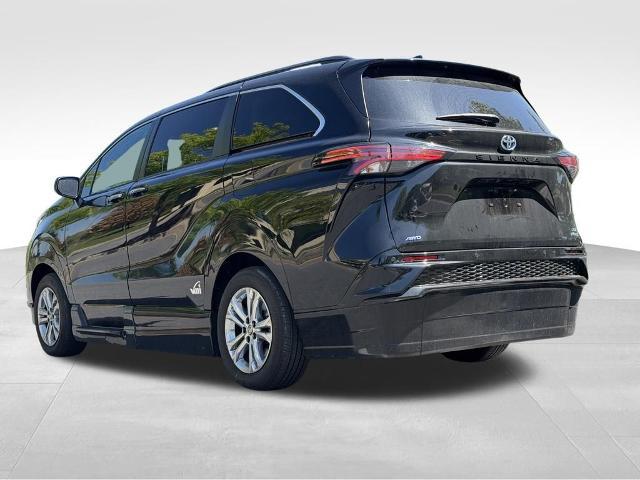 2023 Toyota Sienna XSE