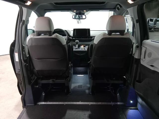 2023 Toyota Sienna XSE