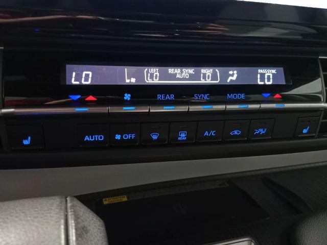 2023 Toyota Sienna XSE