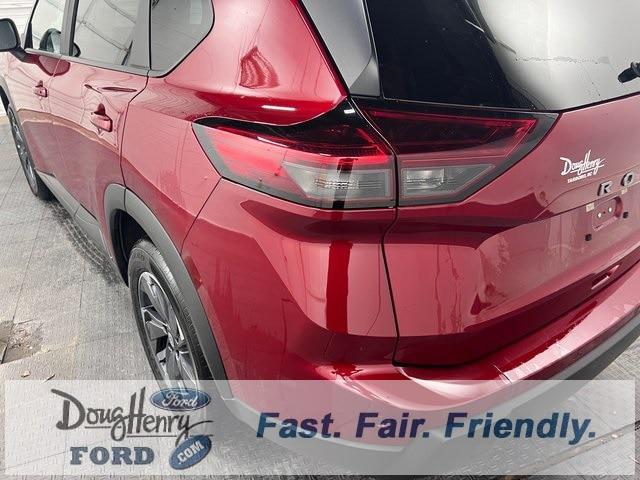 2025 Nissan Rogue SV FWD