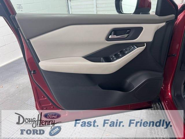 2025 Nissan Rogue SV FWD