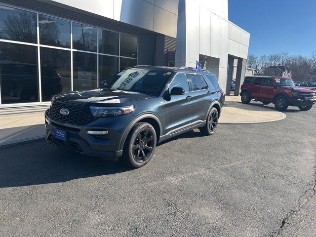 2024 Ford Explorer ST-Line