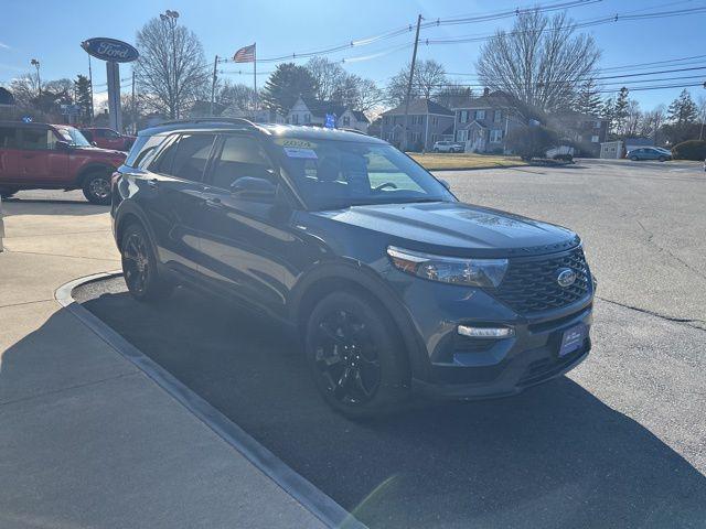 2024 Ford Explorer ST-Line
