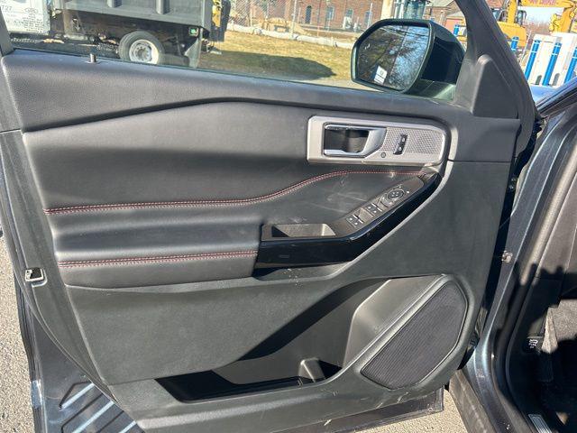 2024 Ford Explorer ST-Line