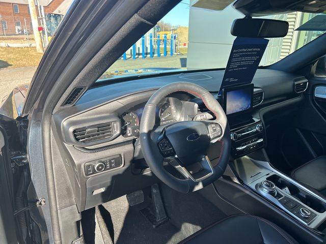 2024 Ford Explorer ST-Line