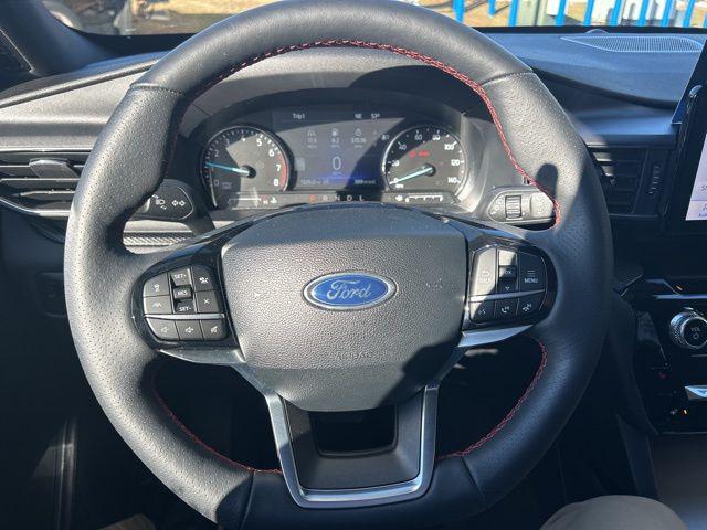 2024 Ford Explorer ST-Line