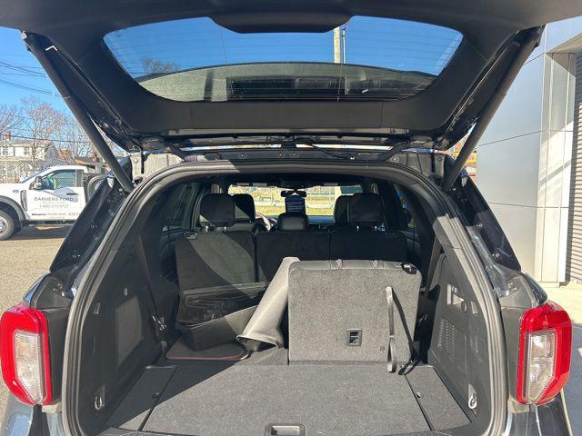 2024 Ford Explorer ST-Line