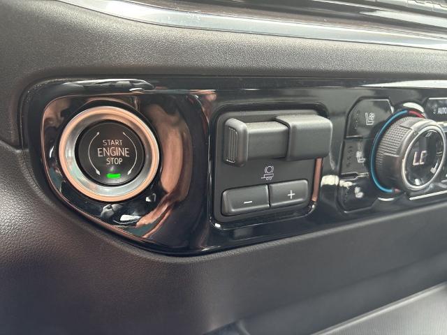 2023 Chevrolet Silverado 1500 4WD Crew Cab Short Bed LTZ