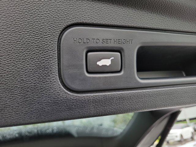 2023 Acura MDX Standard