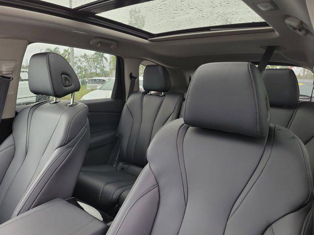 2023 Acura MDX Standard