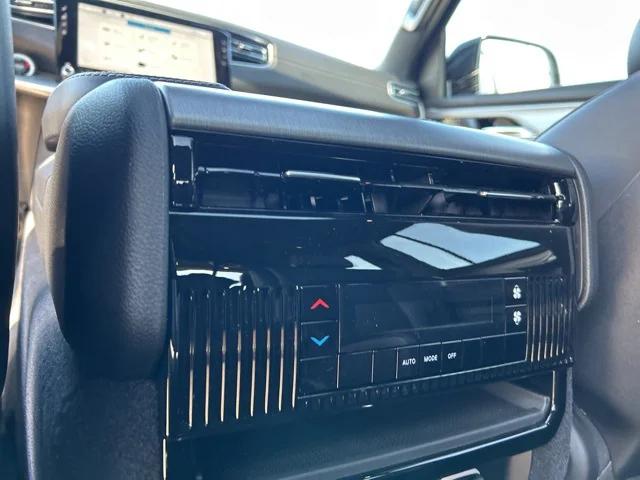 2026 Jeep Grand Wagoneer 4x4