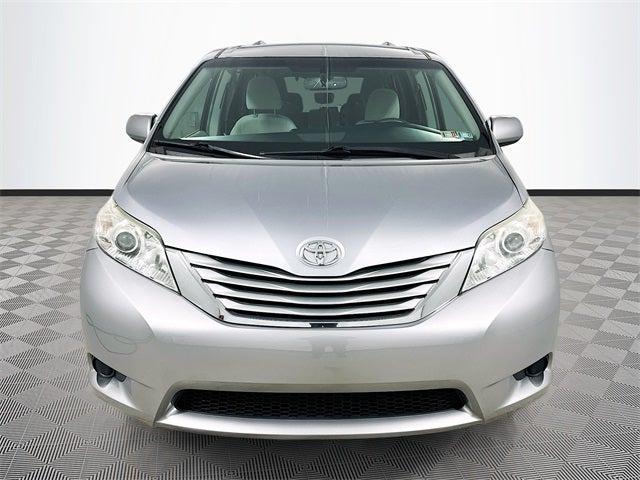 2017 Toyota Sienna LE 8 Passenger