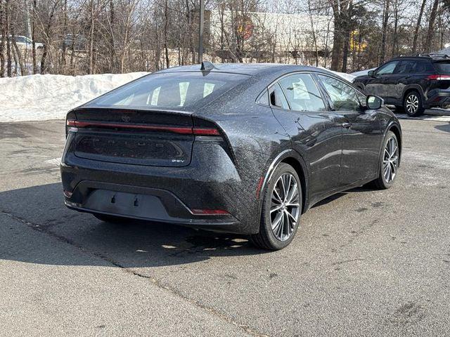 2025 Toyota Prius XLE