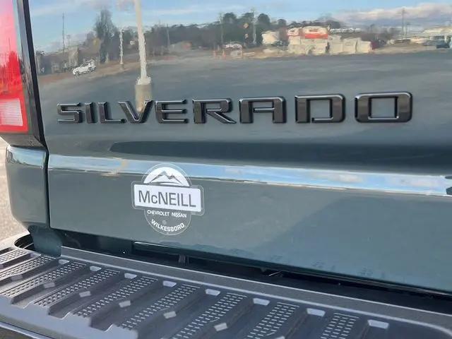 2026 Chevrolet Silverado 2500HD Crew Cab, Standard Bed, LT, 4WD