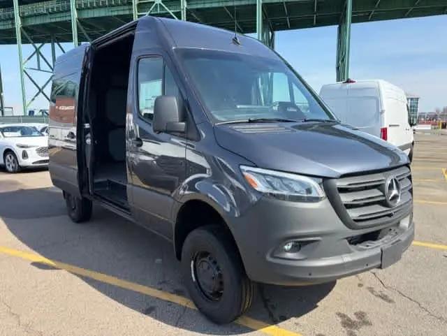 2026 Mercedes-Benz Sprinter 2500 Standard Roof 4-Cyl Diesel HO