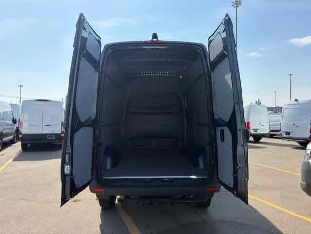 2026 Mercedes-Benz Sprinter 2500 Standard Roof 4-Cyl Diesel HO