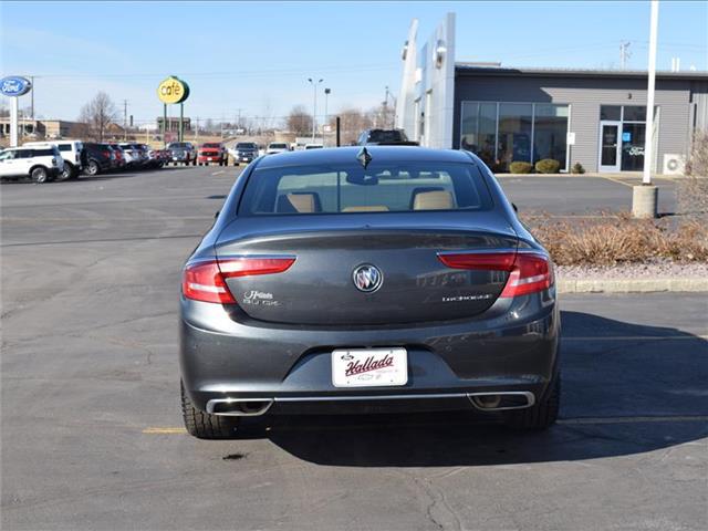 2017 Buick LaCrosse Essence