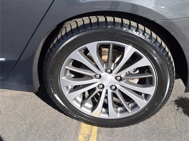 2017 Buick LaCrosse Essence