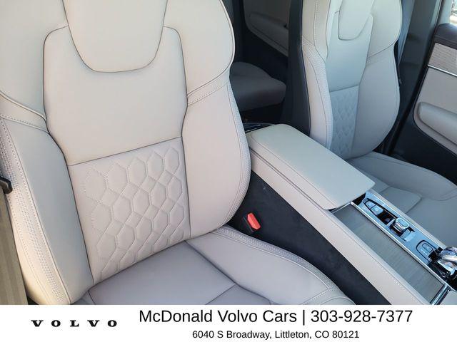 2026 Volvo XC90 Plus, B6 AWD Gas (mild hybrid), Gasoline, Bright, 7 Seats