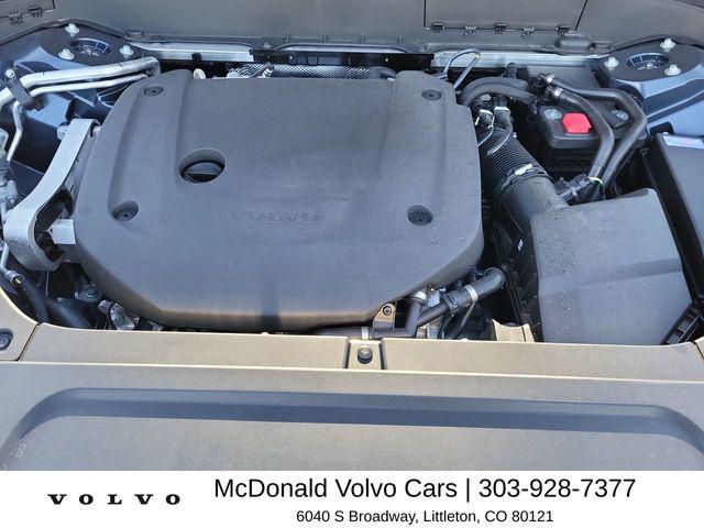 2026 Volvo XC90 Plus, B6 AWD Gas (mild hybrid), Gasoline, Bright, 7 Seats