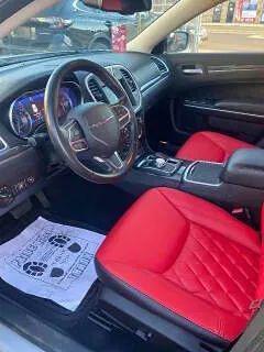 2019 Chrysler 300 Touring