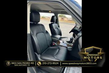 2017 INFINITI QX80 Base