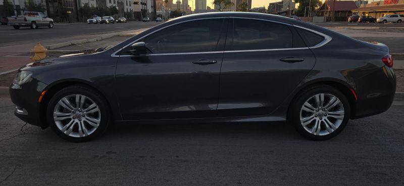 2015 Chrysler 200 Limited