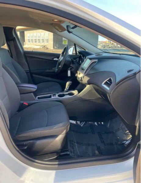 2018 Chevrolet Cruze LS Auto