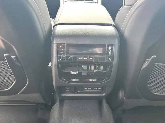 2026 Jeep Grand Cherokee L Limited Reserve