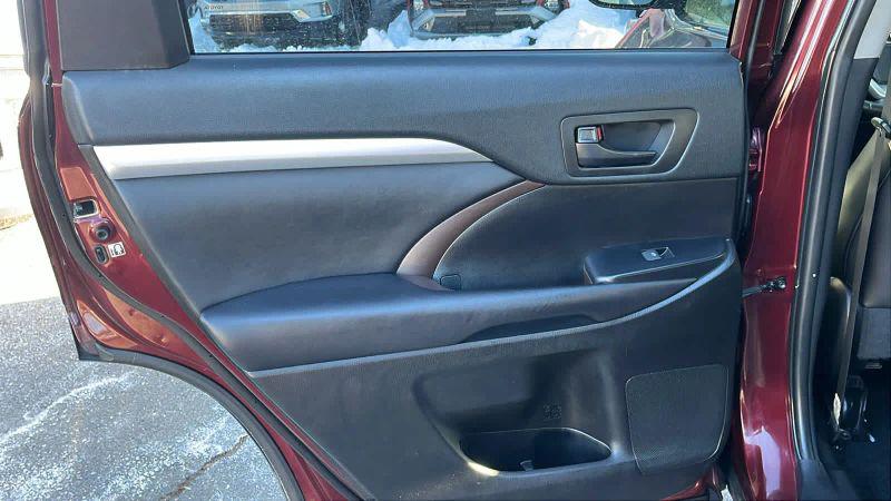 2019 Toyota Highlander LE Plus