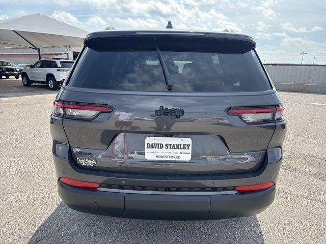 2026 Jeep Grand Cherokee L Altitude 4x4