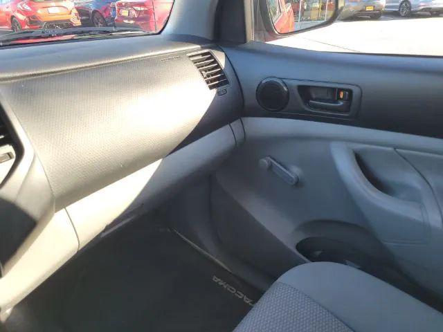 2013 Toyota Tacoma Base