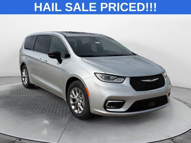 2026 Chrysler Pacifica Limited for sale in Salina, KS
