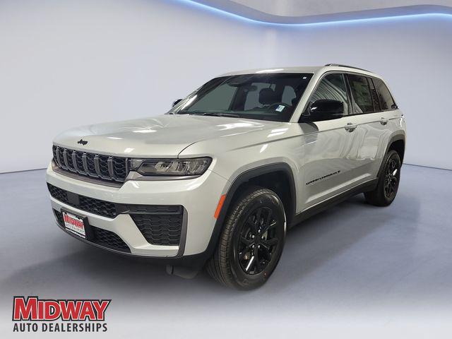2026 Jeep Grand Cherokee Altitude 4x4 for sale in Kearney, NE
