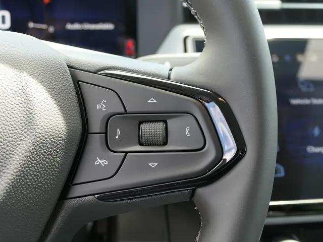 2027 Chevrolet Bolt LT FWD