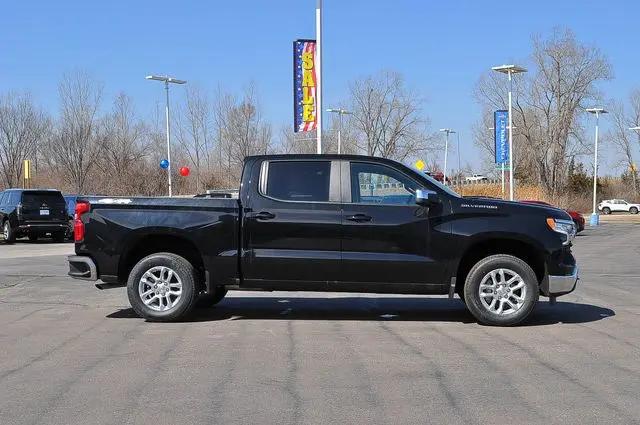 2026 Chevrolet Silverado 1500 4WD Crew Cab Standard Bed LT